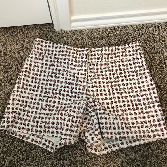 Willi Smith Pants - Women’s shorts with print and flat front